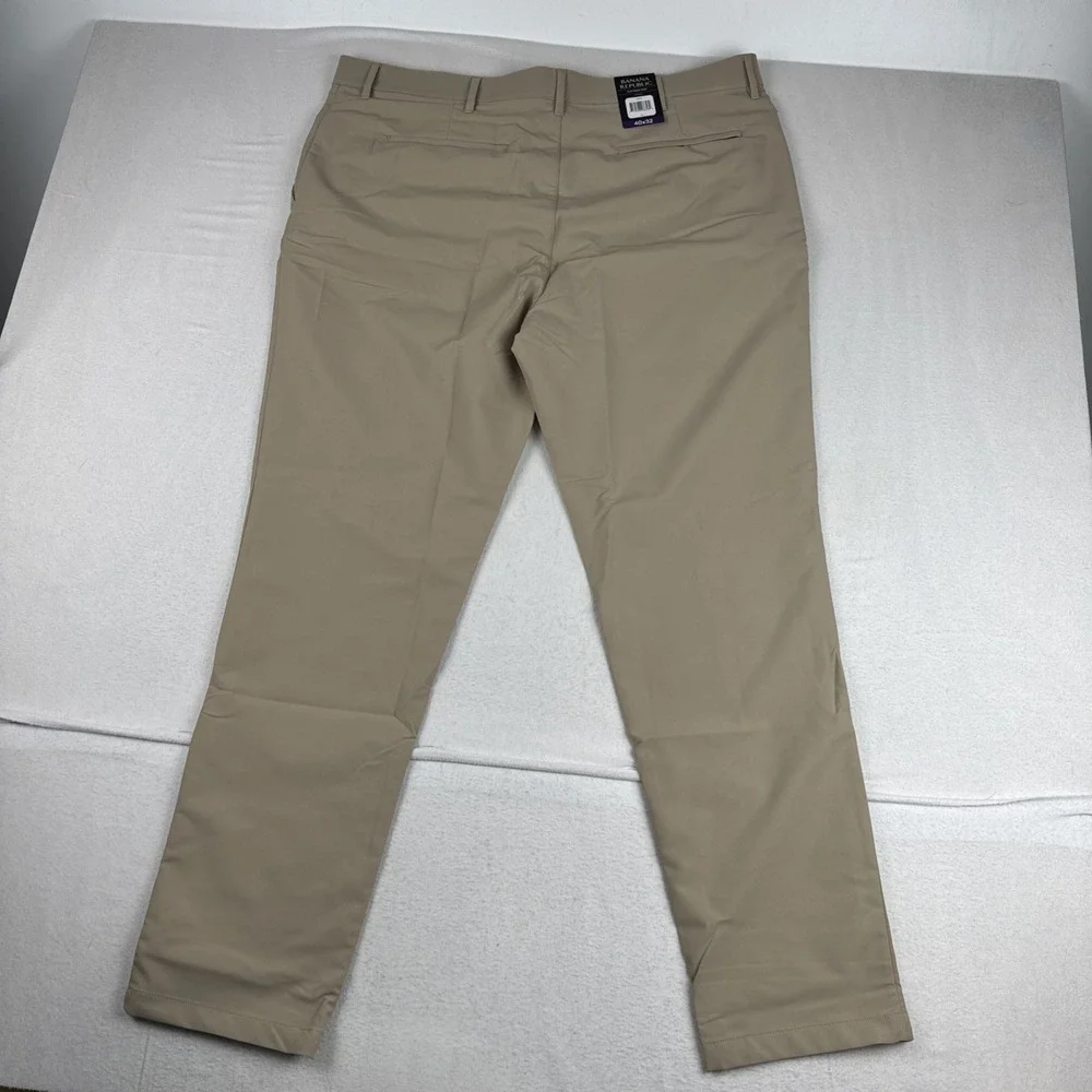 New! Lot of 2 Banana Republic Lightweight Flat front Pants 40*32 Black Beige